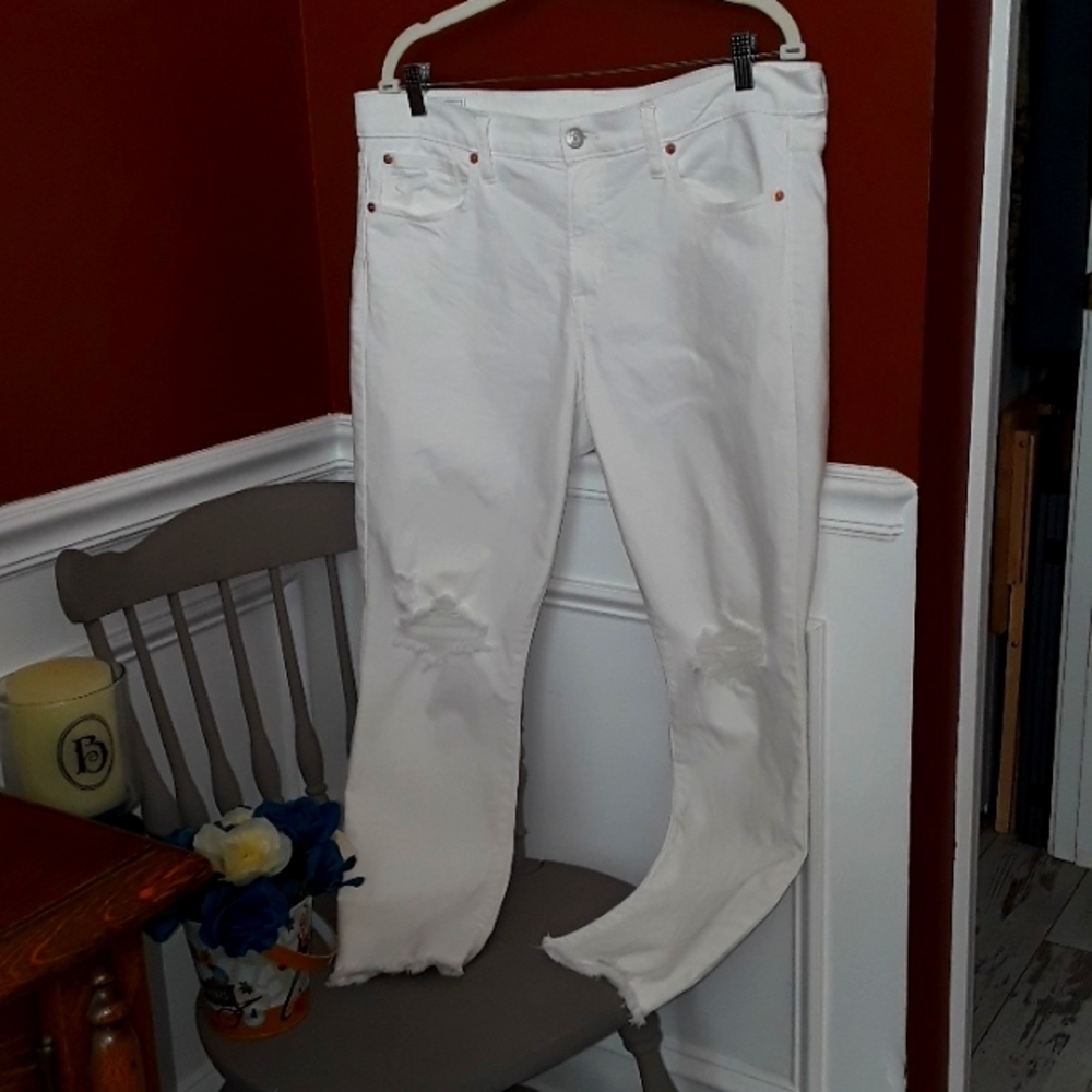 White GAP Midrise Stretchy True Skinny Jean's. Size 16 Regular. Worn Once